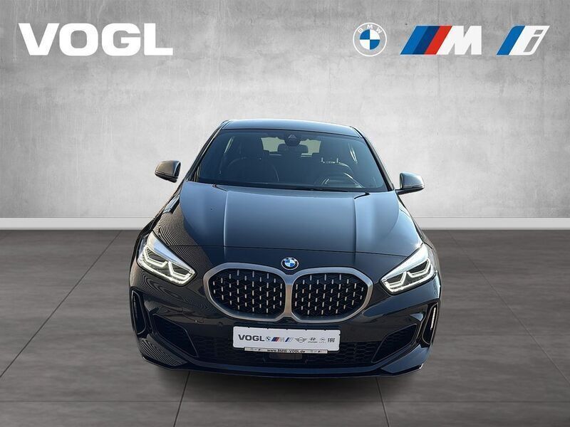 Gebraucht BMW M135 Performance 306 PS (225 kW) 2020 Saphirschwarz Kleinwagen