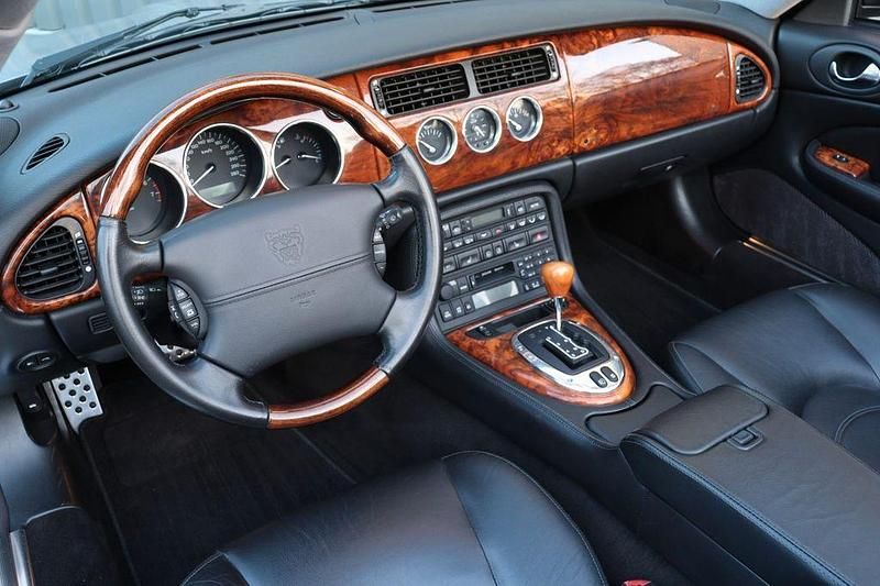 Gebraucht Jaguar XK8 298 PS (219 kW) 2006 Silber Cabrio