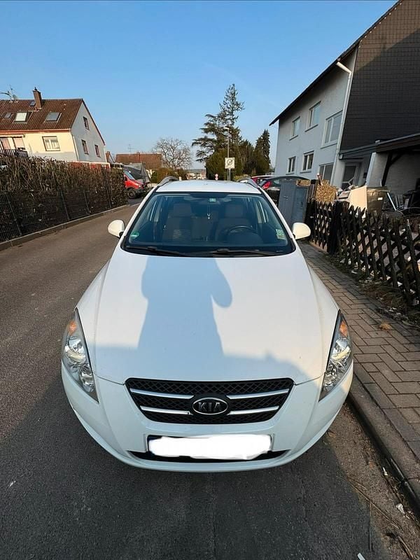 Gebraucht Kia Ceed 2009 Weiß Kleinwagen