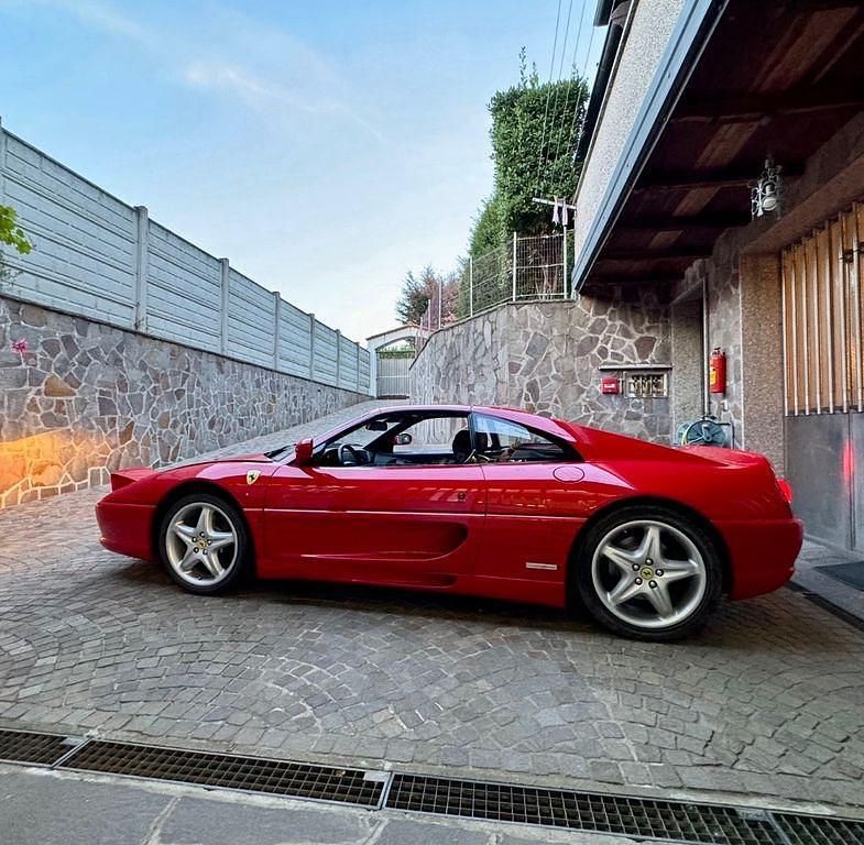 Gebraucht Ferrari F355 381 PS (280 kW) 1997 Rot Cabrio
