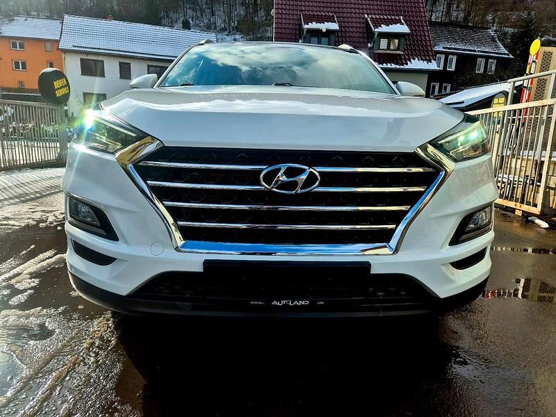 Gebraucht Hyundai Tucson 132 PS (97 kW) 2019 Weiß SUV