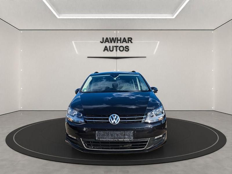 Deep black Gebraucht 2019 VW Sharan Van / Kleinbus | 24.490 € (Guter Preis) - Bild 1/4