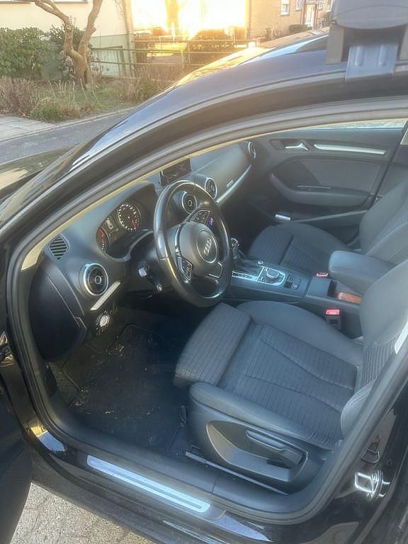 Gebraucht Audi A3 Ambiente 184 PS (135 kW) 2015 Schwarz Limousine