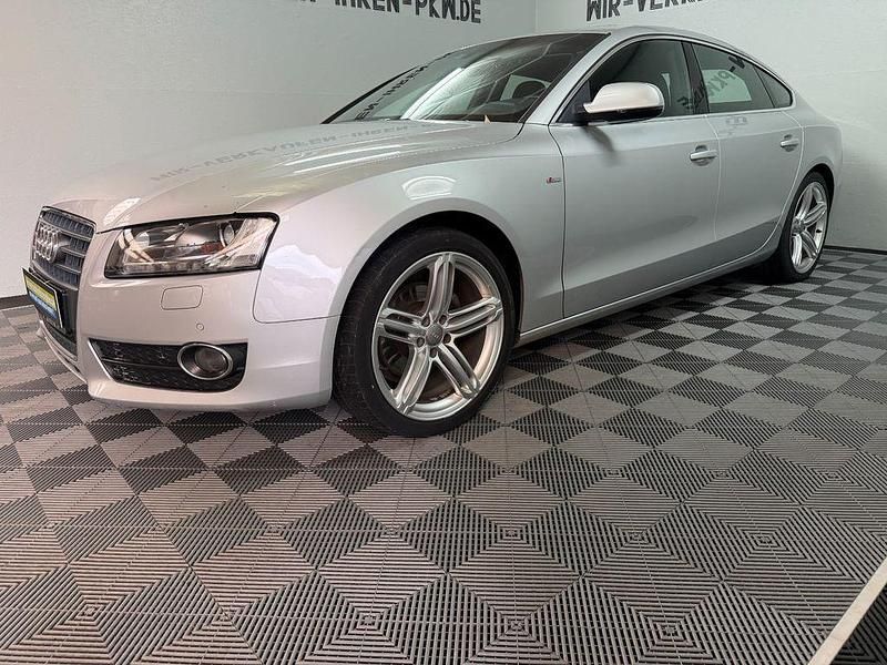 Silber Gebraucht 2011 Audi A5 Sportback S-Line Limousine | 9.900 € (Superpreis) - Bild 1/4