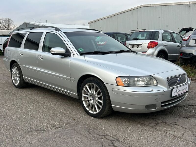 Silber Gebraucht 2007 Volvo V70 Kombi | 1.850 € (Superpreis) - Bild 1/4