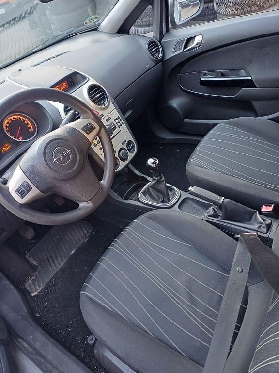 Gebraucht Opel Corsa 75 PS (55 kW) 2007 Grau Kleinwagen
