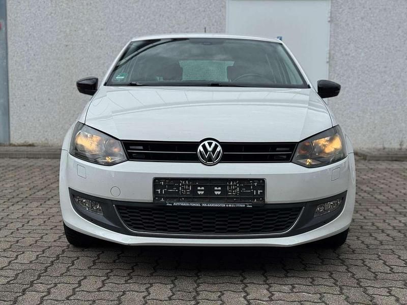Weiß Gebraucht 2012 VW Polo Highline Limousine | 3.800 € (Guter Preis) - Bild 1/4