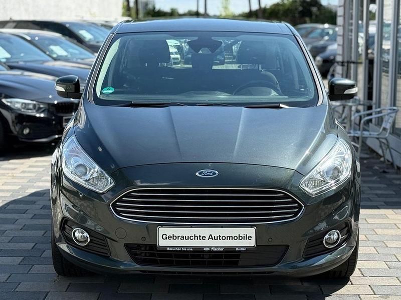 Gebraucht Ford S-MAX Trend 160 PS (117 kW) 2016 Grün Van / Kleinbus