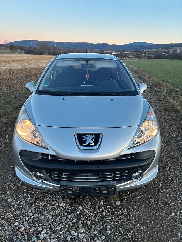 Gebraucht Peugeot 207 88 PS (64 kW) 2006 Grau Kleinwagen