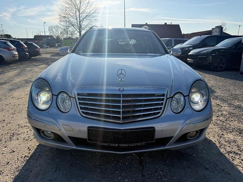 Gebraucht Mercedes E220 Elegance 170 PS (125 kW) 2008 Silber Kombi