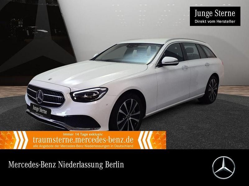 Weiß Gebraucht 2022 Mercedes E300 Avantgarde Limousine | 29.490 € (Guter Preis) - Bild 1/2