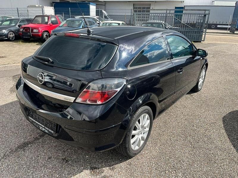 Gebraucht Opel Astra GTC Edition 105 PS (77 kW) 2007 Schwarz Coupé