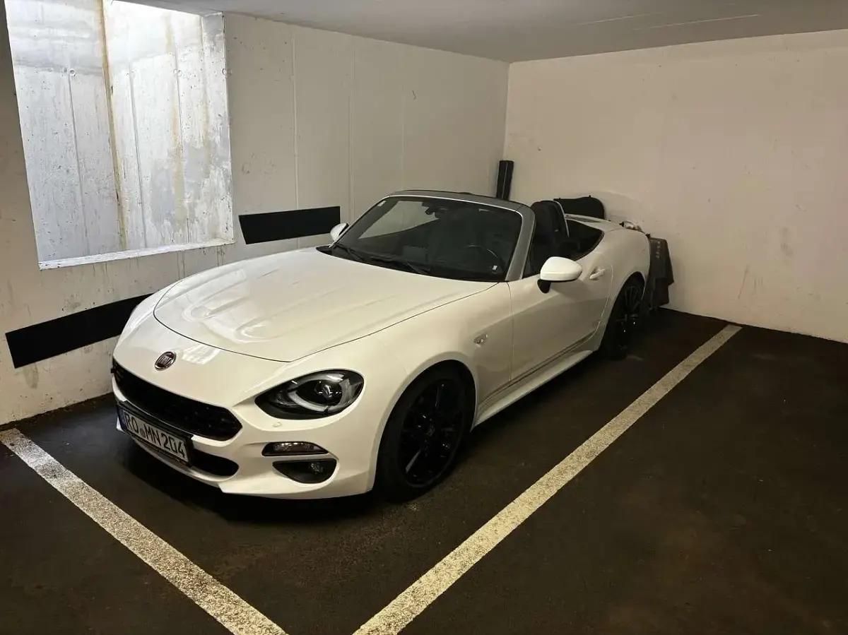 Gebraucht Fiat 124 Spider Lusso 140 PS (102 kW) 2016 Weiß Cabrio