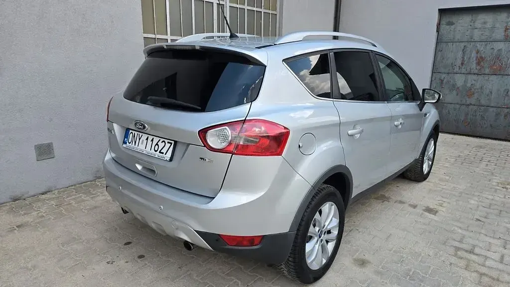 Gebraucht Ford Kuga Titanium 163 PS (119 kW) 2011 Silber SUV