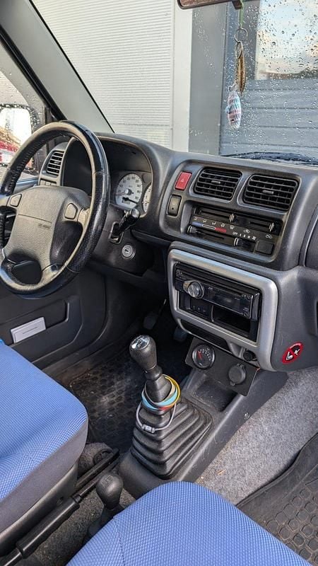 Gebraucht Suzuki Jimny 84 PS (61 kW) 2003 Silber SUV