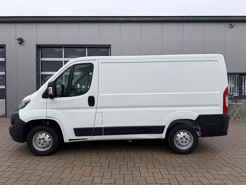 Gebraucht Peugeot Boxer 140 PS (102 kW) 2021 Weiß Van