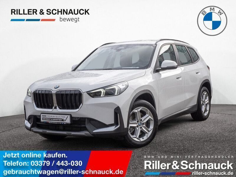 Weiß Gebraucht 2023 BMW X1 Performance SUV | 41.900 € (Superpreis) - Bild 1/4