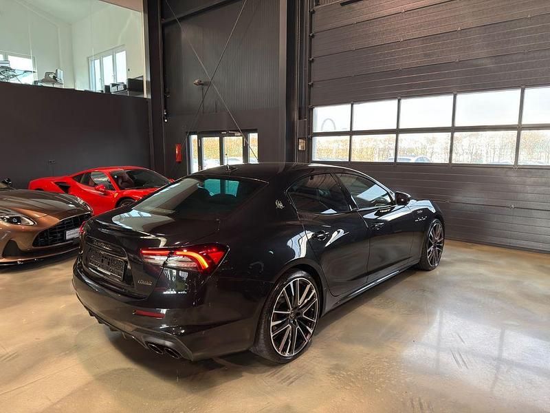 Gebraucht Maserati Ghibli 581 PS (427 kW) 2021 Schwarz Limousine