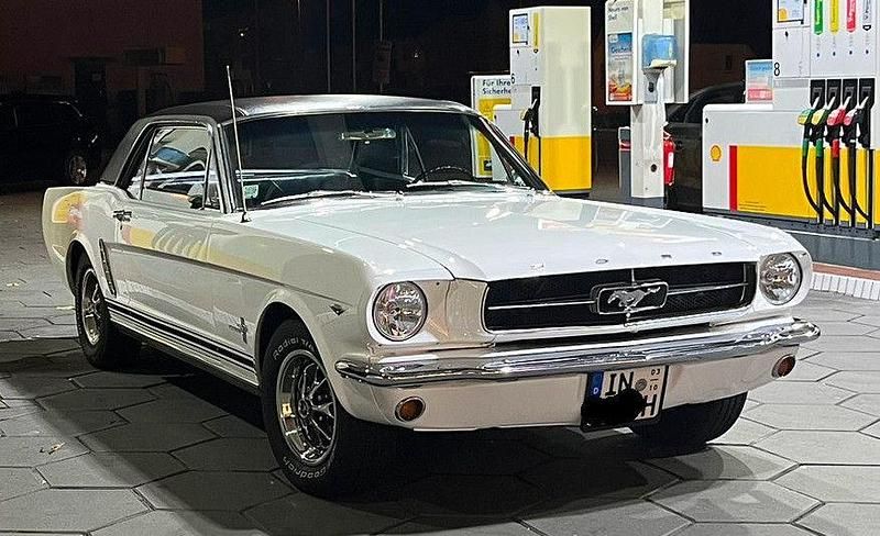 Gebraucht Ford V8 200 PS (147 kW) 1965 Weiß Coupé