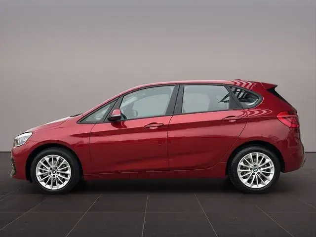 Gebraucht BMW 218 Sport Line 140 PS (102 kW) 2019 Kombi