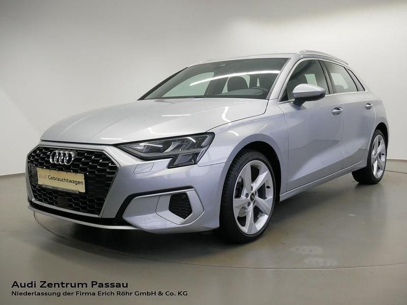 Silber Gebraucht 2022 Audi A3 Advanced Limousine | 24.195 € (Fairer Preis) - Bild 1/4