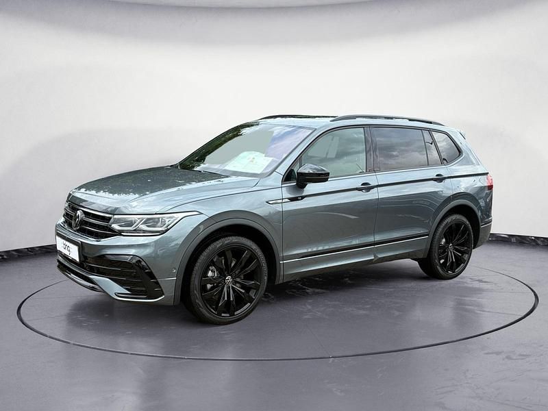 Grau Neu 2025 VW Tiguan Allspace R-line SUV | 70.460 € - Bild 1/4