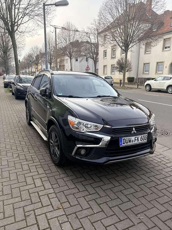 Schwarz Gebraucht 2017 Mitsubishi ASX Top SUV | 10.999 € (Etwas zu teuer) - Bild 1/4
