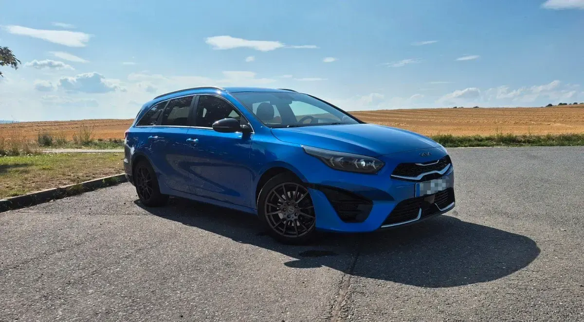 Gebraucht Kia Ceed Sportswagon GT-Line 160 PS (117 kW) 2022 Blau Kombi