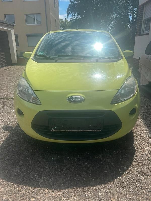 Grün Gebraucht 2009 Ford Ka Kleinwagen | 600 € (Guter Preis) - Bild 1/4
