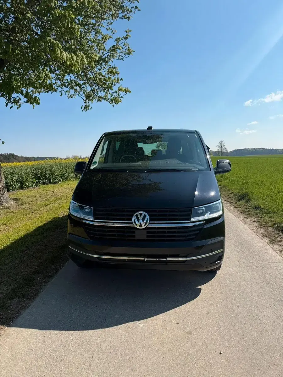 Gebraucht VW Multivan 150 PS (110 kW) 2020 Schwarz Van / Kleinbus