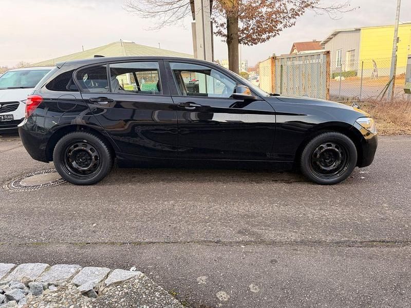 Gebraucht BMW 114 102 PS (75 kW) 2015 Schwarz ii Kleinwagen