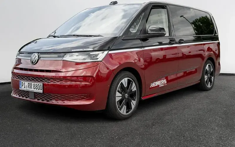Gebraucht VW Multivan 150 PS (110 kW) 2026 Schwarz Van / Kleinbus