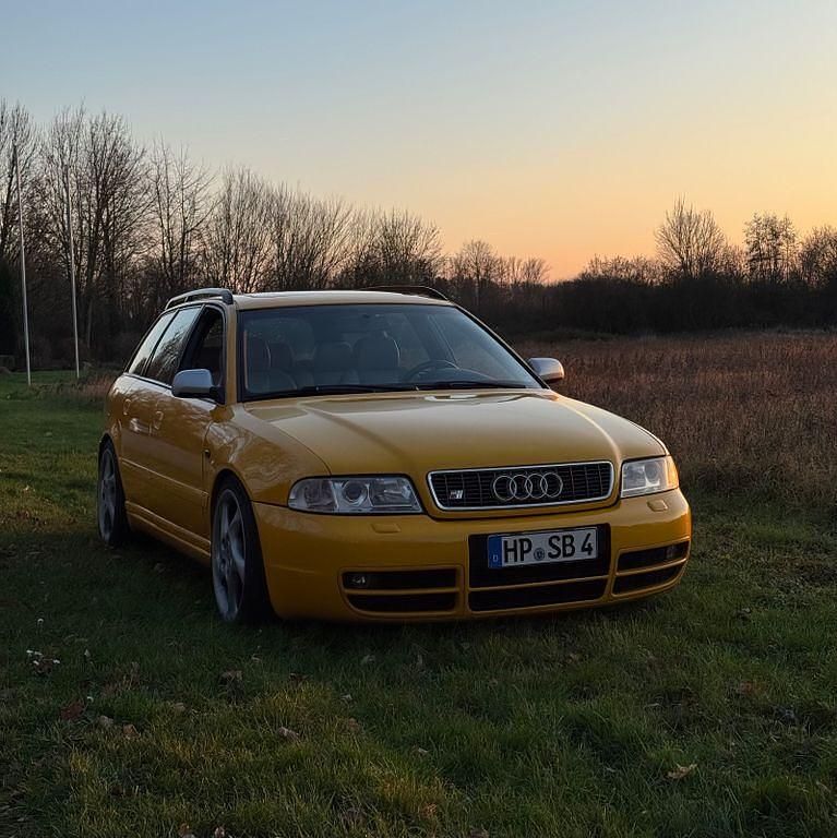 Gelb Gebraucht 1999 Audi S4 Sport Kombi | 13.300 € (Fairer Preis) - Bild 1/4