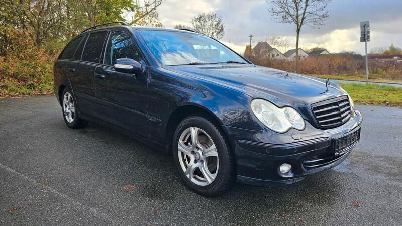 Blau Gebraucht 2005 Mercedes C200 Sport Edition Kombi | 1.799 € (Superpreis) - Bild 1/4