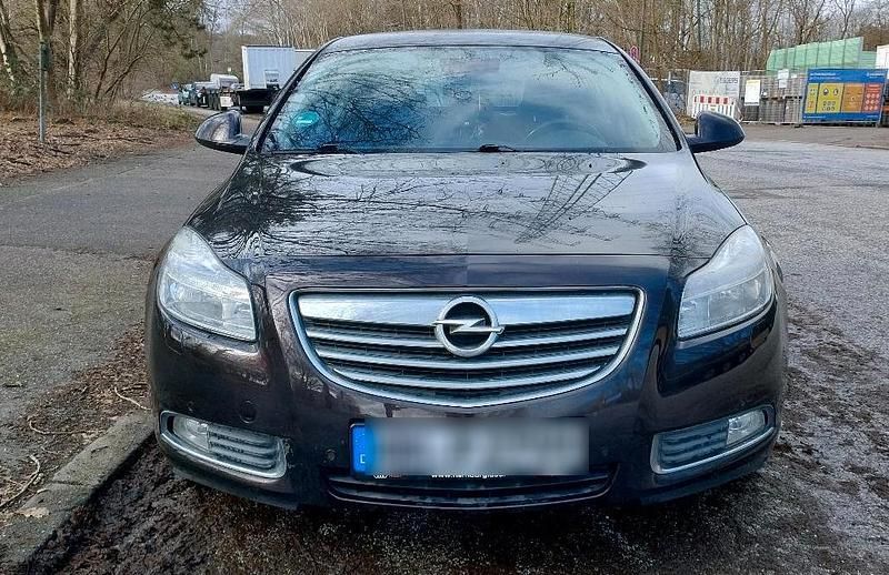 Gebraucht Opel Insignia 131 PS (96 kW) 2010 Braun Limousine