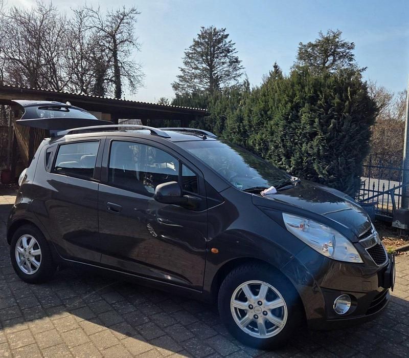 Gebraucht Chevrolet Spark 81 PS (59 kW) 2011 Schwarz Kleinwagen
