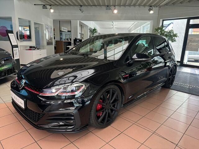 Second-hand VW Golf VII GTI 245 CP (180 kW) 2019 Negru Berlinǎ