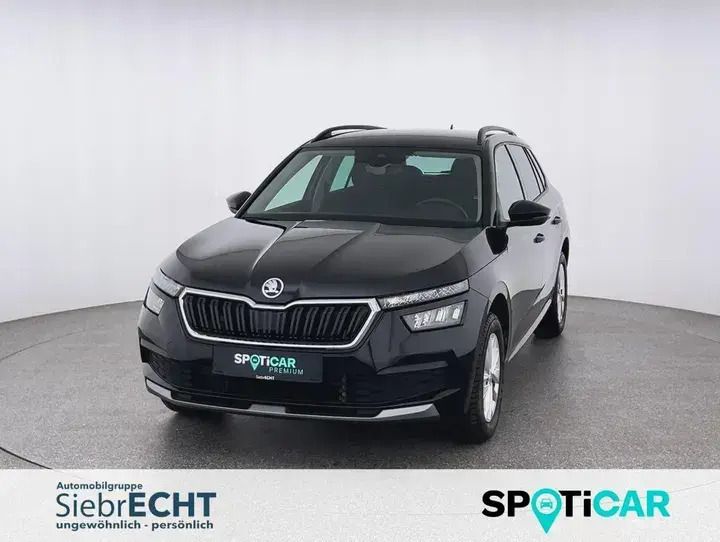 Schwarz Gebraucht 2023 Skoda Kamiq Ambition SUV | 24.970 € - Bild 1/4