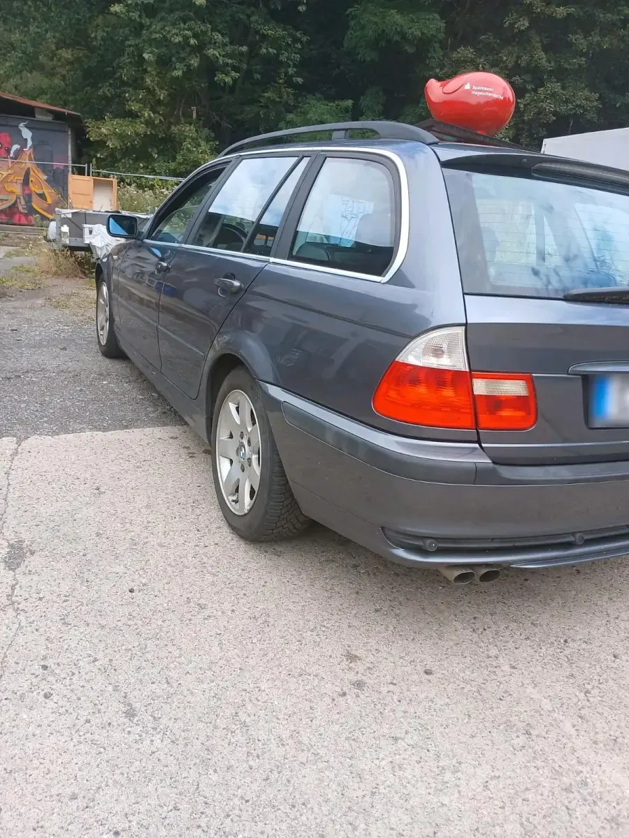 Gebraucht BMW 320 170 PS (125 kW) 2002 Grau Kombi