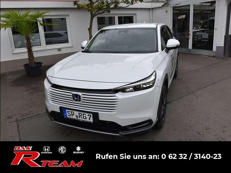 Platinum white pearl Neu 2025 Honda HR-V Advance SUV | 33.990 € (Fairer Preis) - Bild 1/4