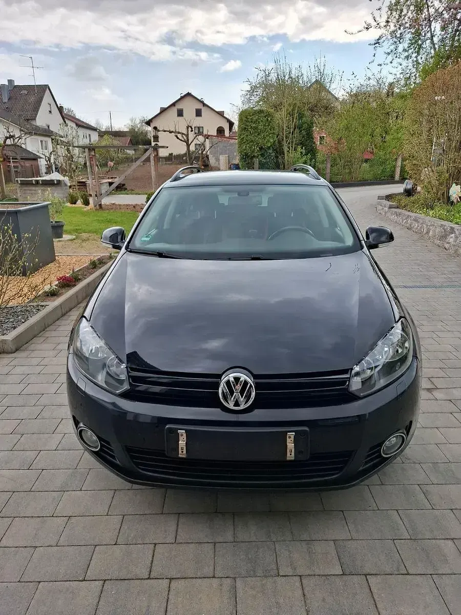 Używany VW Golf VII Match 140 KM (102 kW) 2012 Czarny Kombi
