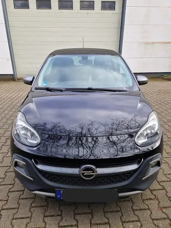 Gebraucht Opel Adam Rocks Rocks 116 PS (85 kW) 2016 Schwarz Kleinwagen
