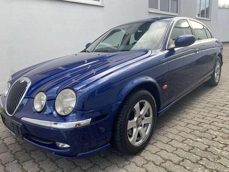 Gebraucht Jaguar X-type Executive 238 PS (175 kW) 2003 Blau Limousine