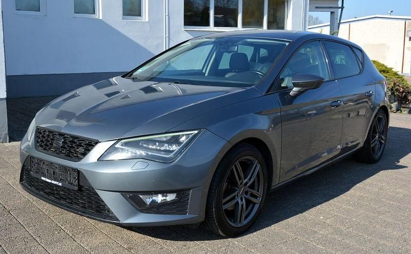 Gebraucht Seat Leon FR 140 PS (102 kW) 2013 Grau Limousine