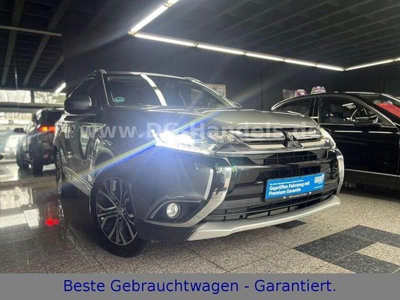 Gebraucht Mitsubishi Outlander Invite 150 PS (110 kW) 2016 Grau (metallic) SUV