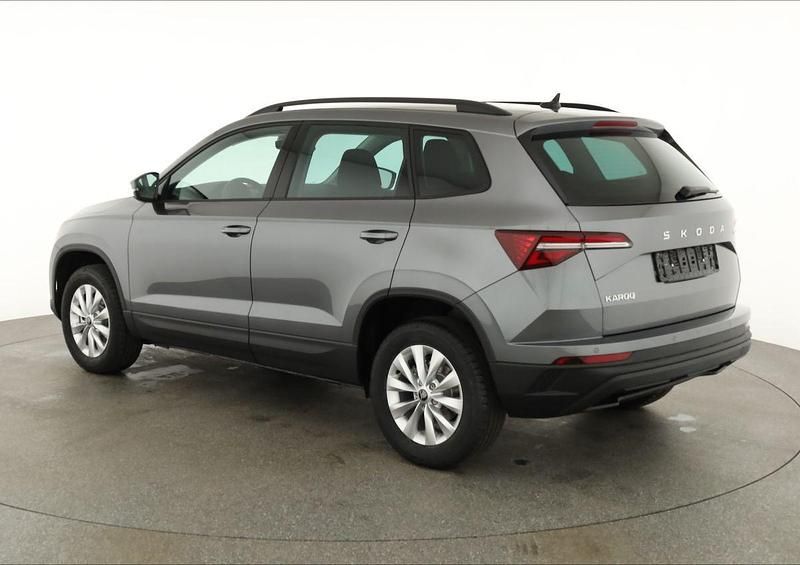 Neu Skoda Karoq Selection 150 PS (110 kW) 2025 Graphite grau metallic SUV