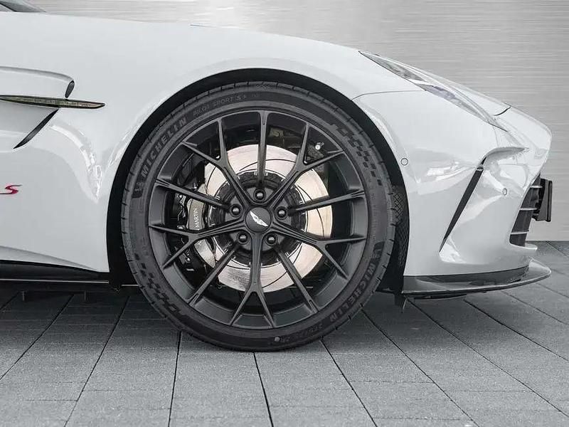 Neu Aston Martin Vantage 680 PS (500 kW) 2026 Grau Coupé