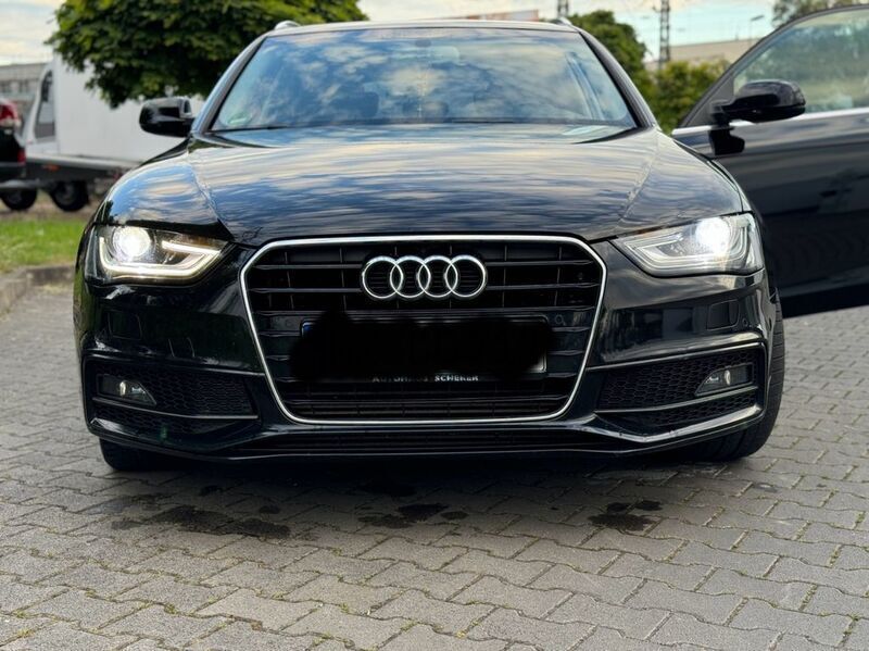 Schwarz Gebraucht 2013 Audi A4 Ambiente Kombi | 10.000 € (Fairer Preis) - Bild 1/4