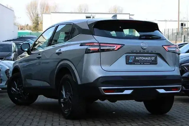 Gebraucht Nissan Qashqai Acenta 158 PS (116 kW) 2025 Helgrau SUV