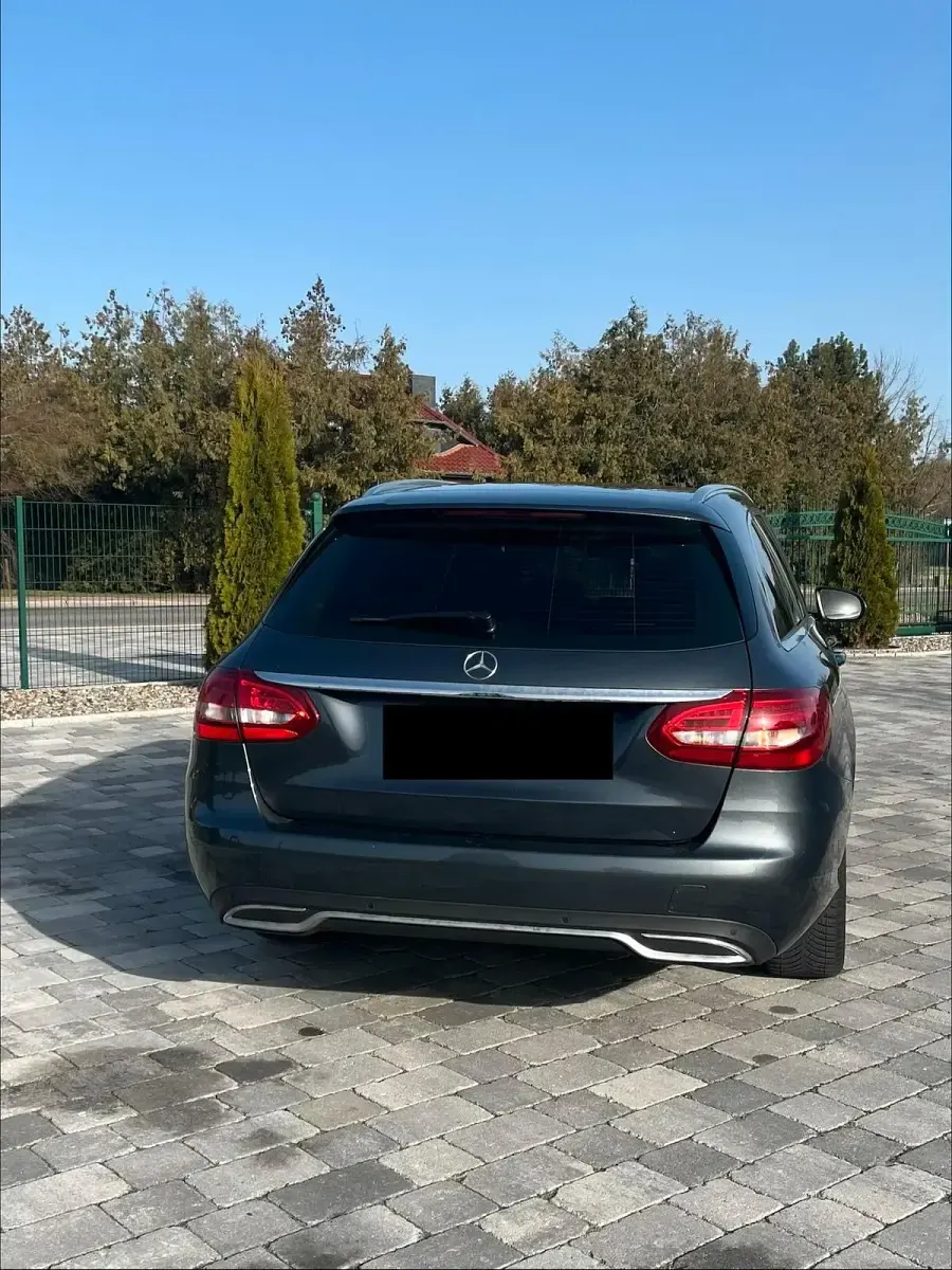 Gebraucht Mercedes C220 170 PS (125 kW) 2016 Grau Kombi